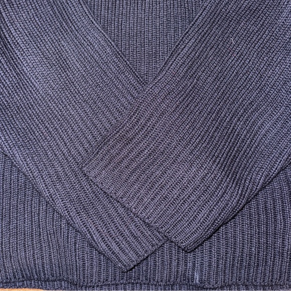 Ami  paris patch sweater in navy color - Picture 5 of 8